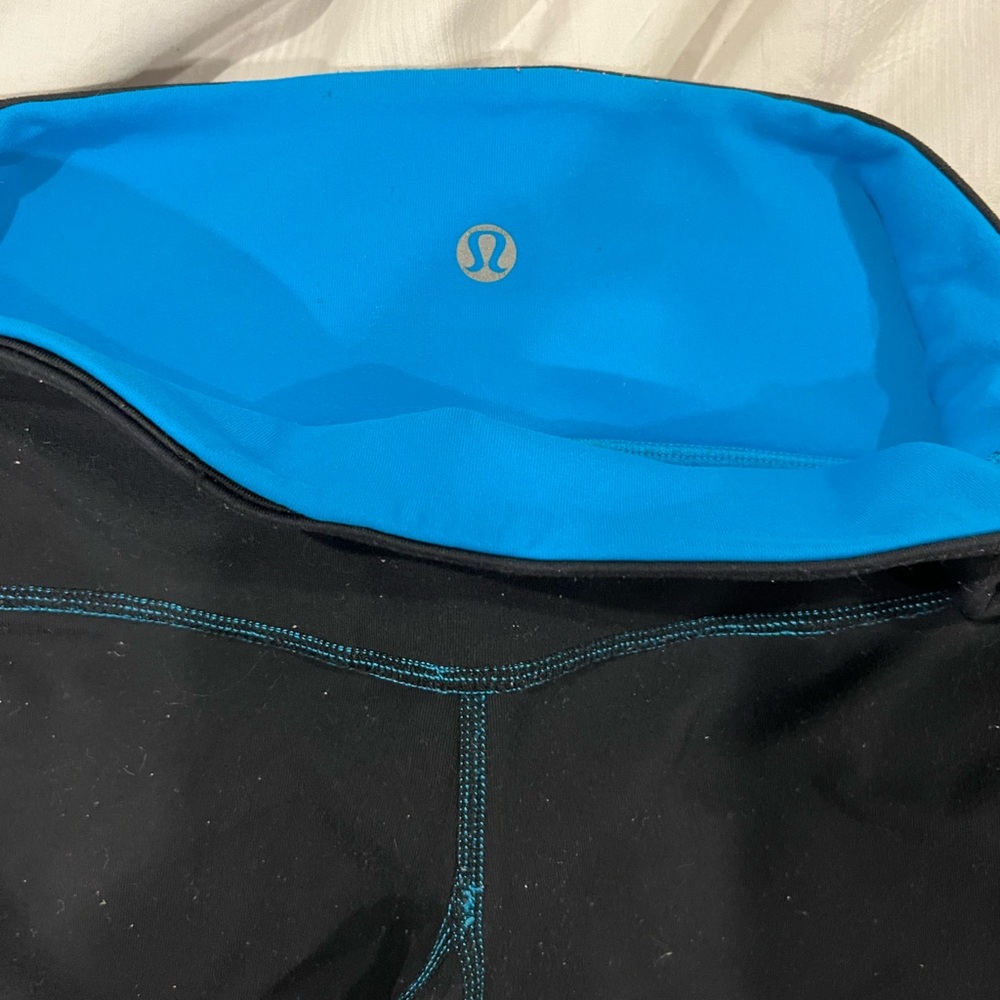lululemon athletica Black and Bright Blue Leggings
